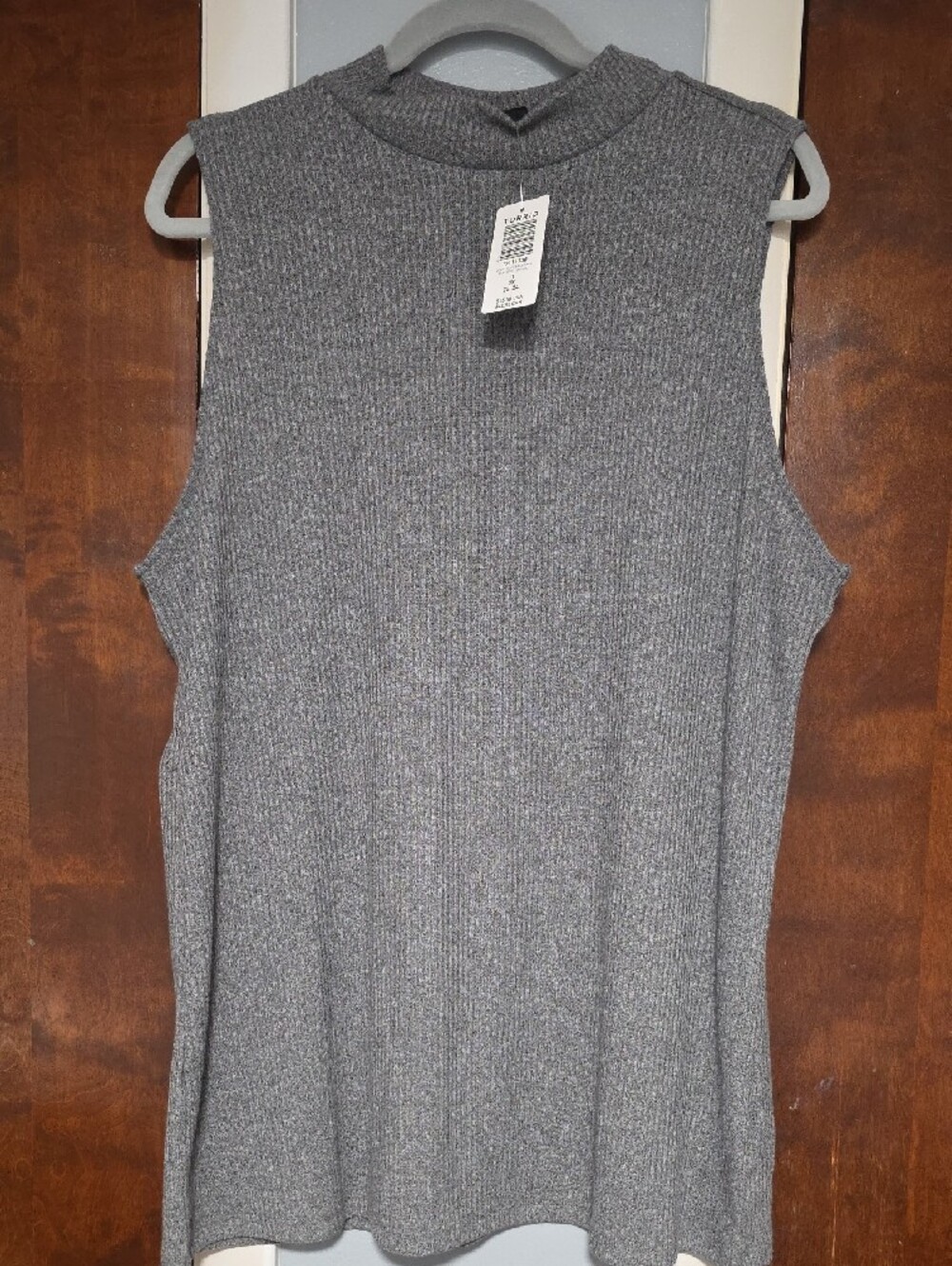 NWT Size 3 Torrid Gray Mock Neck Ribbed Tank Top